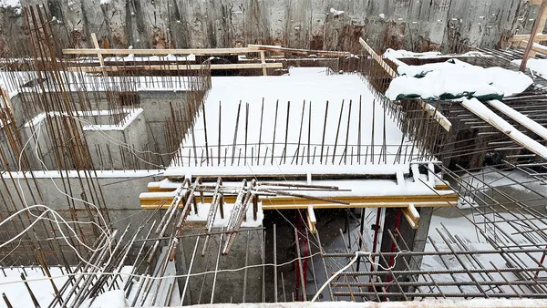 «Ассамблея» — возводим стены первого этажа