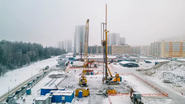 «Сезоны» — начаты монолитные работы